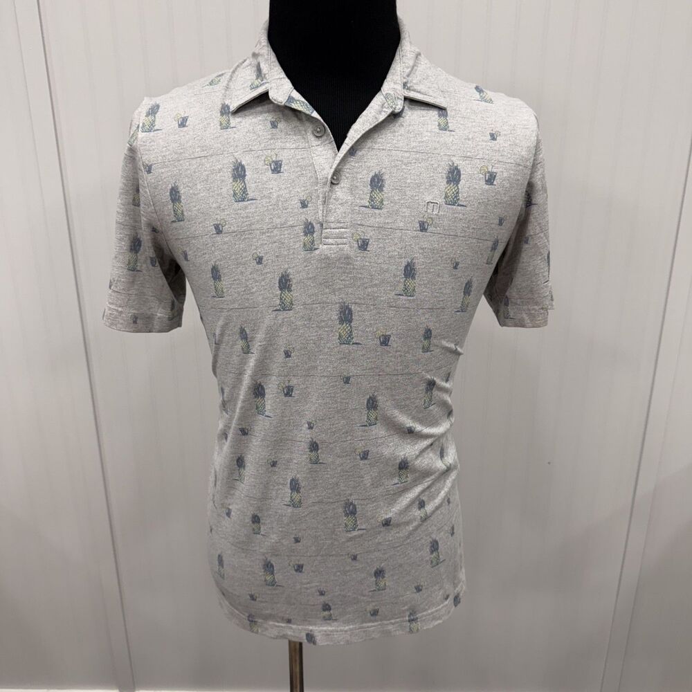 Travis Mathew Men's Medium Gray Pineapple AOP Short Sleeve Polo Golf Shirt